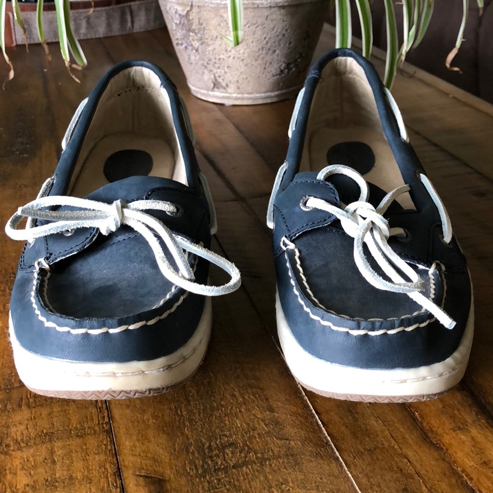 **GREAT CONDITION** G.H. Bass Marlins